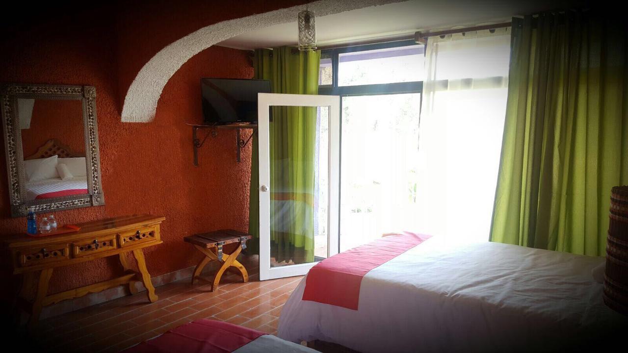 Mi Hotel Tequisquiapan Exterior photo
